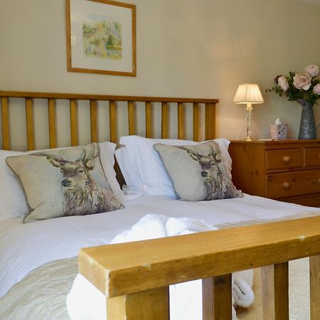 Periwinkle Cottage Great Longstone Esterno foto